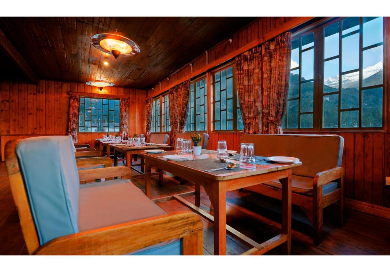 Summit Alpine Resort Лачунг Екстериор снимка